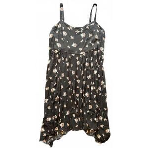 Torrid Floral Print Black Maxi Dress - Size 2 - With Pockets